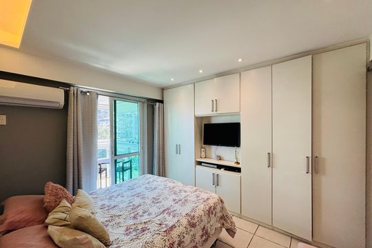 Apartamento à venda com 2 quartos, 87m² em Humaitá, Rio de Janeiro