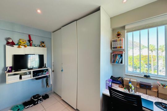 Apartamento à venda com 2 quartos, 87m² em Humaitá, Rio de Janeiro