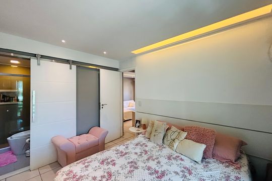 Apartamento à venda com 2 quartos, 87m² em Humaitá, Rio de Janeiro