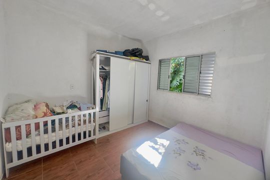 Quarto 2 de casa à venda com 2 quartos, 125m² em Jardim Presidente Dutra, Guarulhos