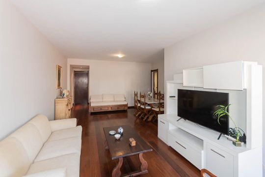 Sala de apartamento à venda com 4 quartos, 156m² em Tijuca, Rio de Janeiro