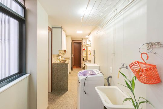 Área de Serviço de apartamento à venda com 4 quartos, 156m² em Tijuca, Rio de Janeiro