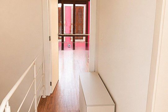 Corredor de casa de condomínio para alugar com 2 quartos, 61m² em Jardim do Salso, Porto Alegre