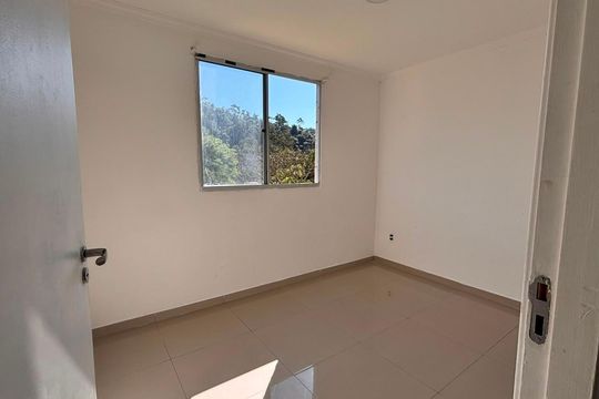Quarto 2 de apartamento para alugar com 2 quartos, 40m² em Bairro Jardim Nossa Senhora das Graças, Cotia