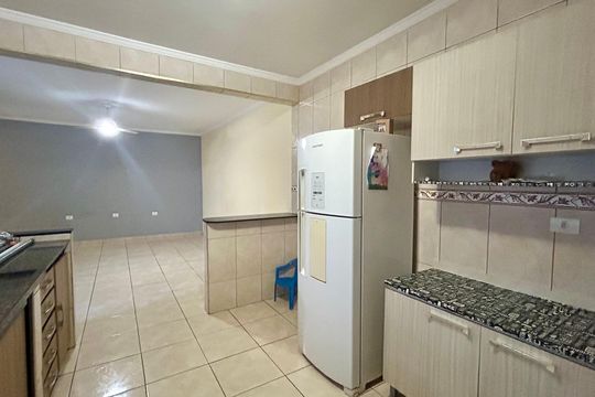 Cozinha de casa para alugar com 2 quartos, 131m² em Vila Real, Guarulhos