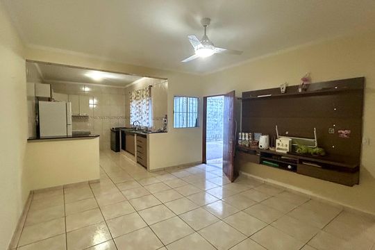 Casa para alugar com 2 quartos, 131m² em Vila Real, Guarulhos