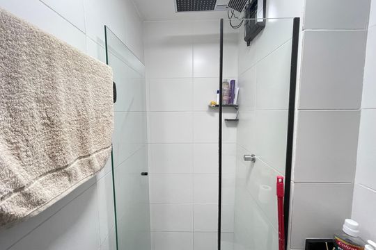 Banheiro de apartamento para alugar com 2 quartos, 32m² em Jardim Celeste, São Paulo