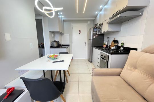 Sala de apartamento para alugar com 2 quartos, 32m² em Jardim Celeste, São Paulo