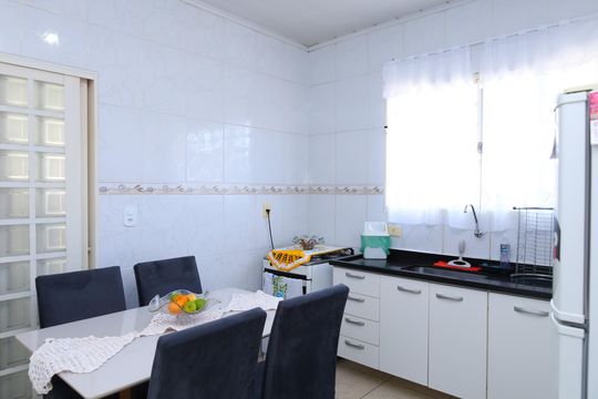 Cozinha de casa à venda com 2 quartos, 240m² em Cidade Líder, São Paulo