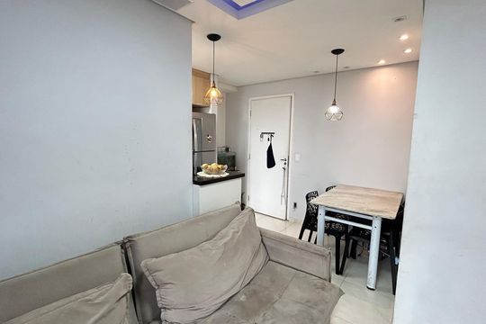 Sala de apartamento à venda com 2 quartos, 44m² em Vila Itapegica, Guarulhos