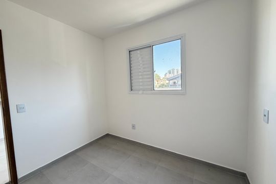 Apartamento para alugar com 1 quarto, 42m² em Vila Bertioga, São Paulo