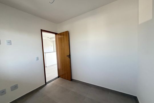 Apartamento para alugar com 1 quarto, 42m² em Vila Bertioga, São Paulo