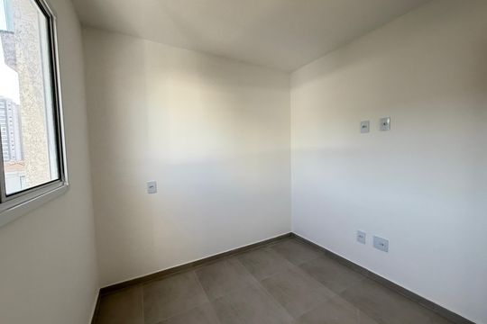 Apartamento para alugar com 1 quarto, 42m² em Vila Bertioga, São Paulo
