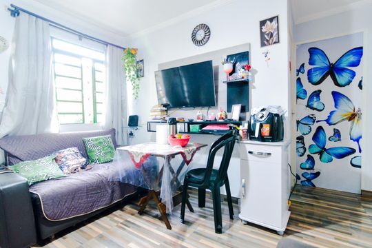 Sala de casa de condomínio para alugar com 2 quartos, 41m² em Jardim Santo Expedito, Guarulhos