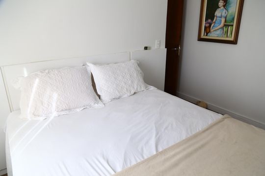 Quarto 2 de apartamento para alugar com 2 quartos, 70m² em Conjunto Fabiana, Goiânia
