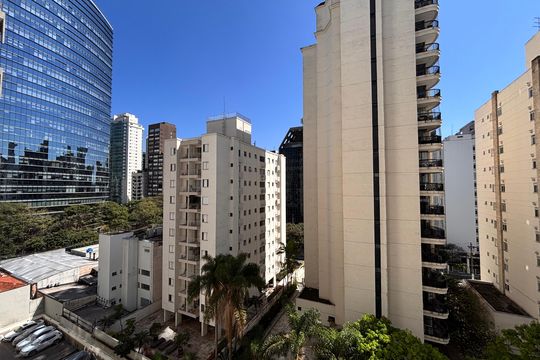 Vista de apartamento para alugar com 3 quartos, 90m² em Itaim Bibi, São Paulo