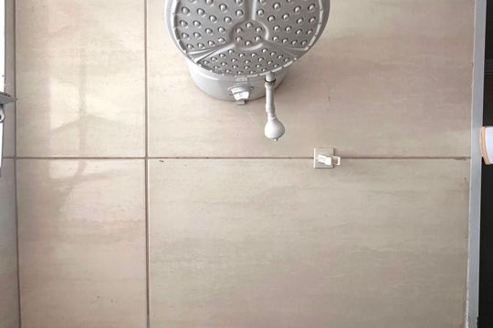 Banheiro de apartamento para alugar com 3 quartos, 76m² em Jardim Interlagos, Campinas