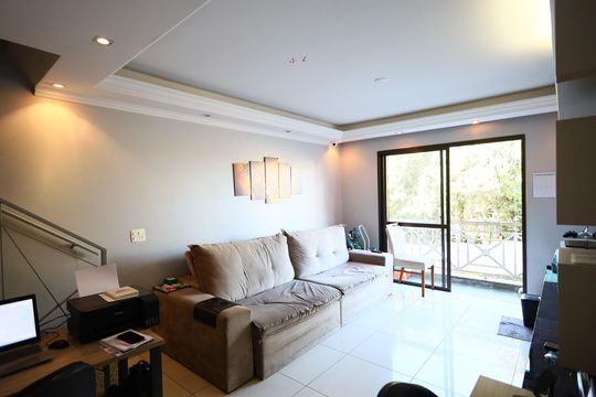 Casa de Condomínio à venda com 2 quartos, 112m² em Rio Pequeno, São Paulo