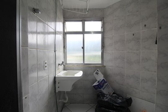 Cozinha e Área de Serviço de apartamento à venda com 2 quartos, 50m² em Barra Olímpica, Rio de Janeiro