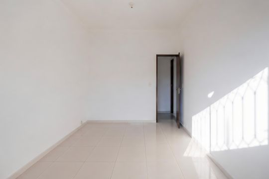 Sala de casa para alugar com 2 quartos, 60m² em Alcantara, São Gonçalo