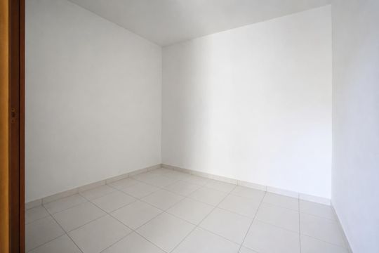 Quarto de casa para alugar com 2 quartos, 60m² em Alcantara, São Gonçalo