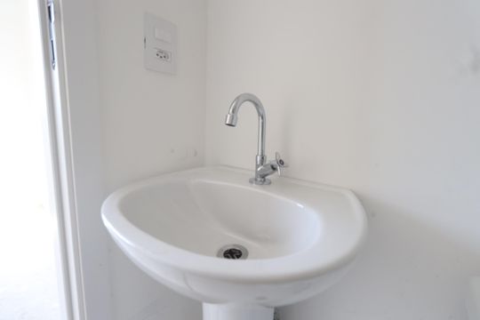 Banheiro de apartamento à venda com 1 quarto, 16m² em Tatuapé, São Paulo