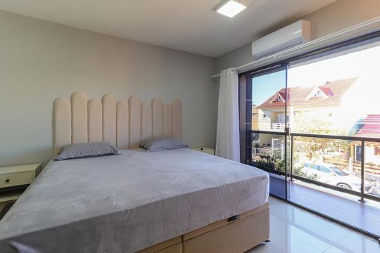 Quarto de casa à venda com 3 quartos, 133m² em Hípica, Porto Alegre
