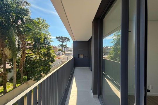 Varanda de apartamento à venda com 1 quarto, 55m² em Centro, Curitiba
