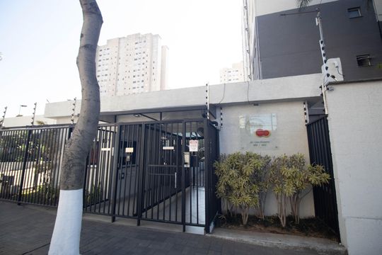Fachada  de apartamento à venda com 2 quartos, 53m² em Jardim Modelo, São Paulo