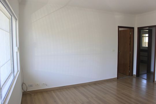 Sala  de apartamento para alugar com 2 quartos, 70m² em Vila Augusta, Guarulhos