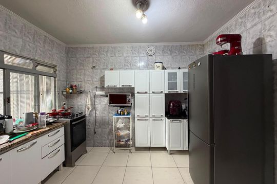 Casa à venda com 2 quartos, 115m² em Jardim Aurelia, Jundiaí
