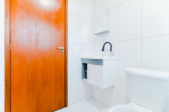 Banheiro de casa para alugar com 1 quarto, 42m² em Jardim Rosa de Franca, Guarulhos