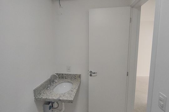 Banheiro de apartamento à venda com 2 quartos, 66m² em Centro, São Caetano do Sul