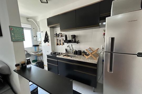 Cozinha de apartamento para alugar com 2 quartos, 47m² em Água Santa, Rio de Janeiro