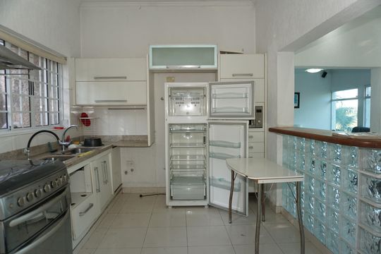 Cozinha de casa de condomínio para alugar com 6 quartos, 3000m² em Jardim Iolanda, Embu das Artes