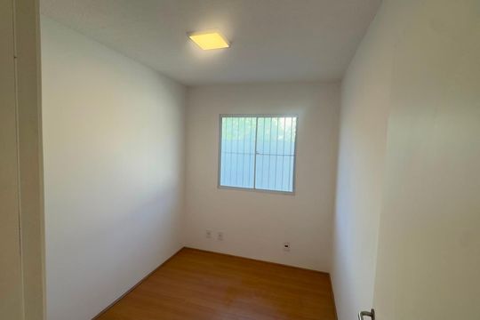 Sala de apartamento à venda com 2 quartos, 44m² em Campo Grande, Rio de Janeiro