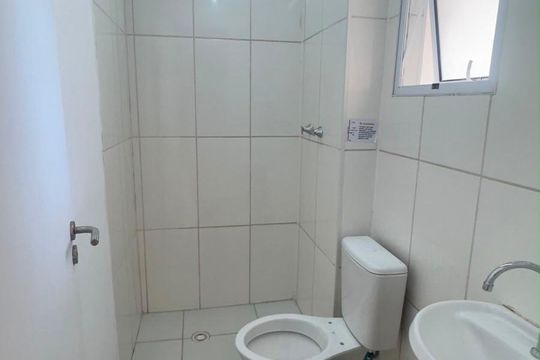 Banheiro de apartamento à venda com 2 quartos, 44m² em Campo Grande, Rio de Janeiro