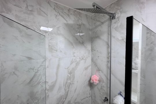 Suíte - Banheiro de apartamento para alugar com 2 quartos, 57m² em Barra Olímpica, Rio de Janeiro