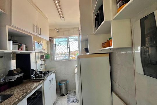 Cozinha e Área de Serviço de apartamento à venda com 2 quartos, 54m² em São Bernardo, Campinas