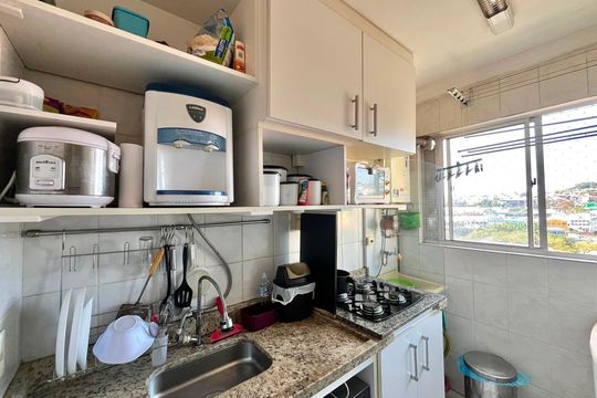 Cozinha e Área de Serviço de apartamento à venda com 2 quartos, 54m² em São Bernardo, Campinas