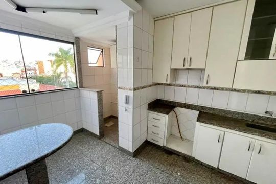 Cozinha de apartamento para alugar com 5 quartos, 186m² em Castelo, Belo Horizonte