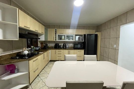 Casa à venda com 3 quartos, 625m² em Feitoria, São Leopoldo