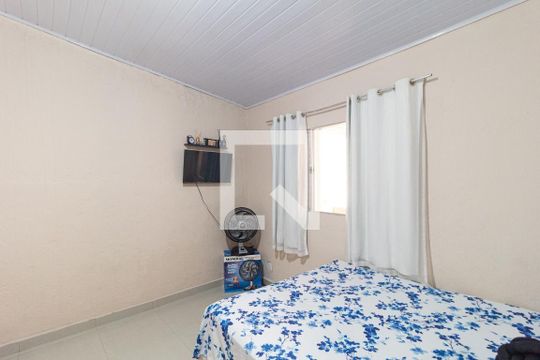 Casa à venda com 2 quartos, 186m² em Padroeira, Osasco