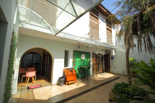 Vista Interna  de casa para alugar com 3 quartos, 320m² em Nova Petrópolis, São Bernardo do Campo