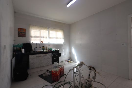 Cozinha de casa para alugar com 2 quartos, 120m² em Vila Portuguesa, São Paulo
