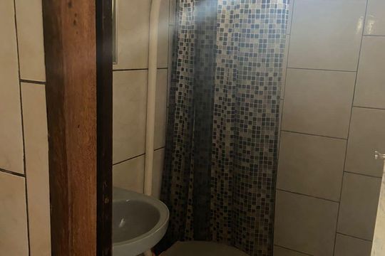 Banheiro de casa para alugar com 1 quarto, 225m² em Jardim Esperança, Cabo Frio