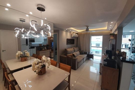 Sala de apartamento à venda com 2 quartos, 60m² em Freguesia (Jacarepaguá), Rio de Janeiro