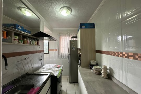Cozinha de apartamento para alugar com 2 quartos, 55m² em Residencial Morada dos Lagos, Barueri