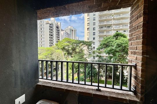 Varanda de kitnet/studio para alugar com 1 quarto, 31m² em Paraíso, São Paulo