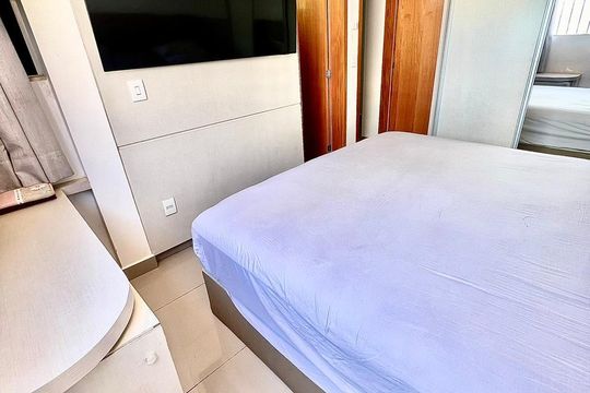 Apartamento para alugar com 4 quartos, 200m² em Santa Mônica, Uberlândia